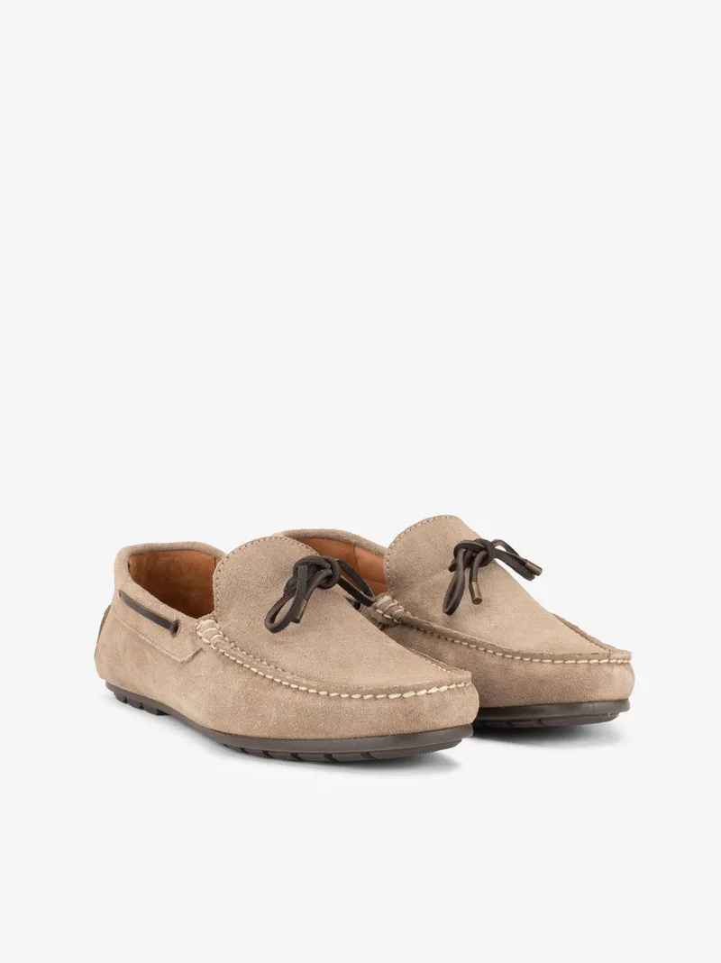 00040972hcl_taupe_02