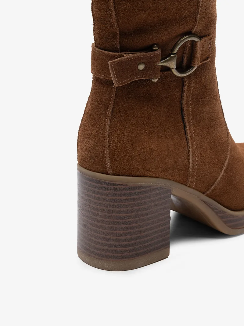 0173rastascl_camel_03