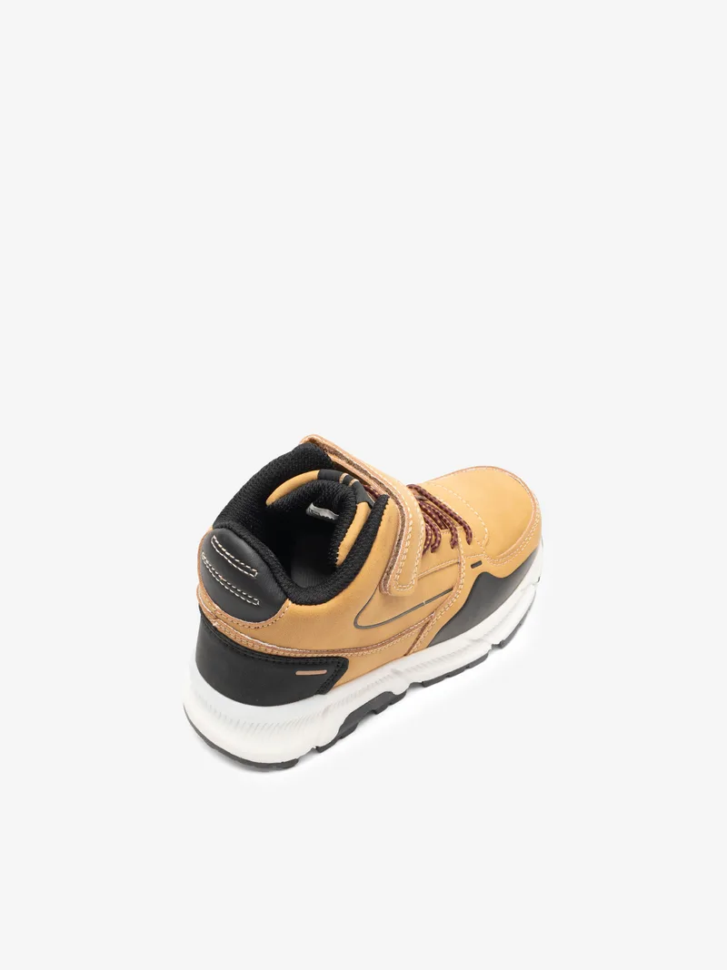 0338252099JNL_CAMEL_03