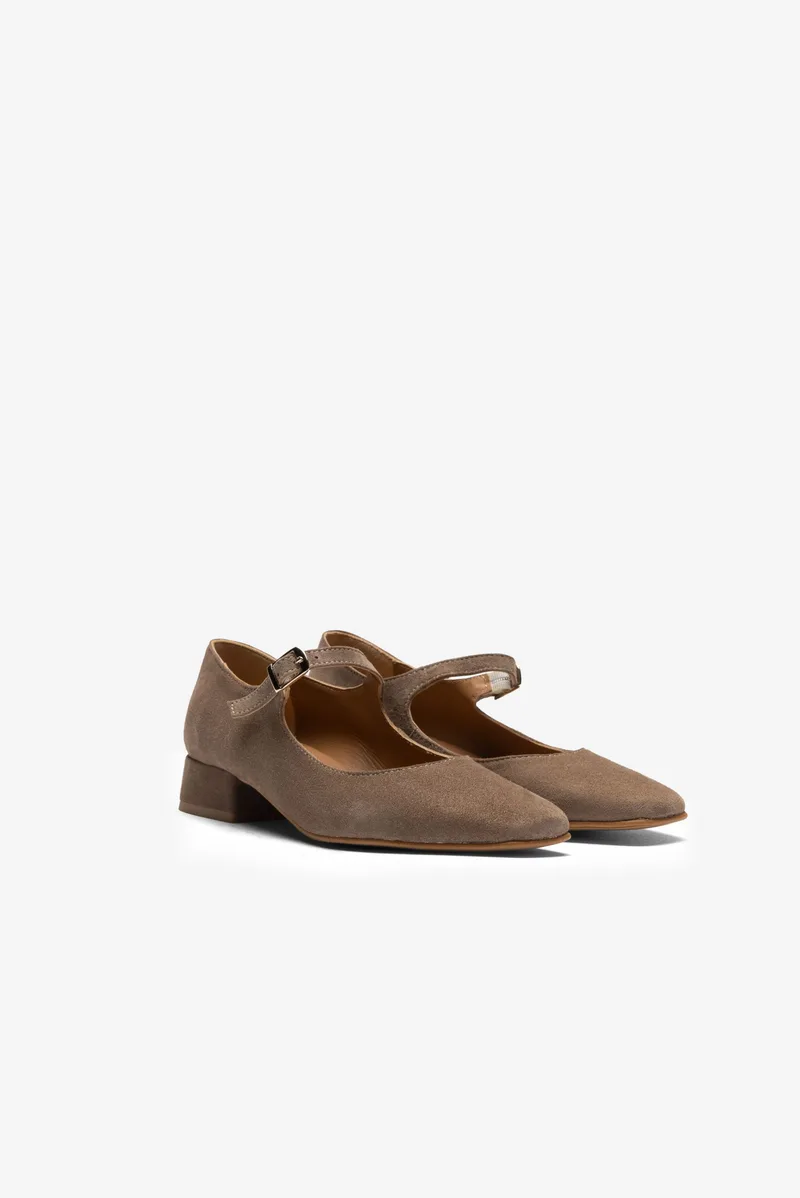 064700617scl_taupe_02