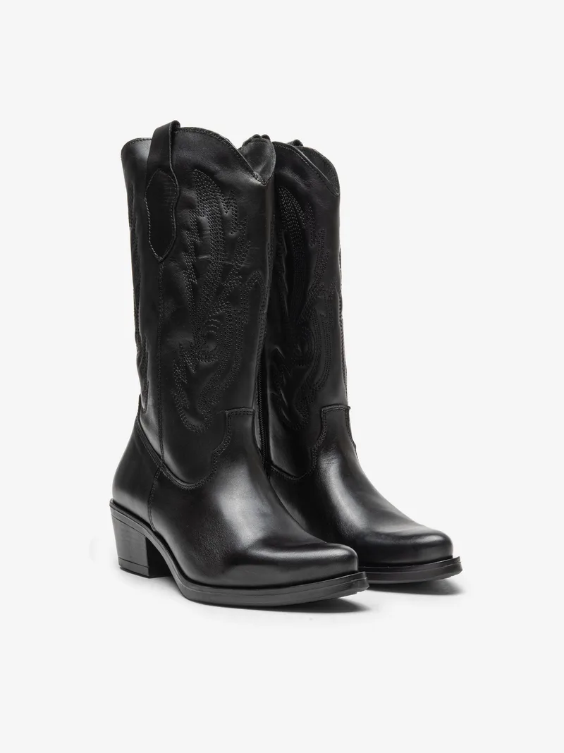 0824STELLASPD_PRETO_02