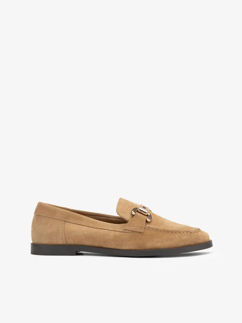 0895013140SCA_taupe_01