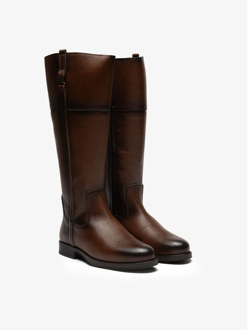2272h25221spa_camel_02