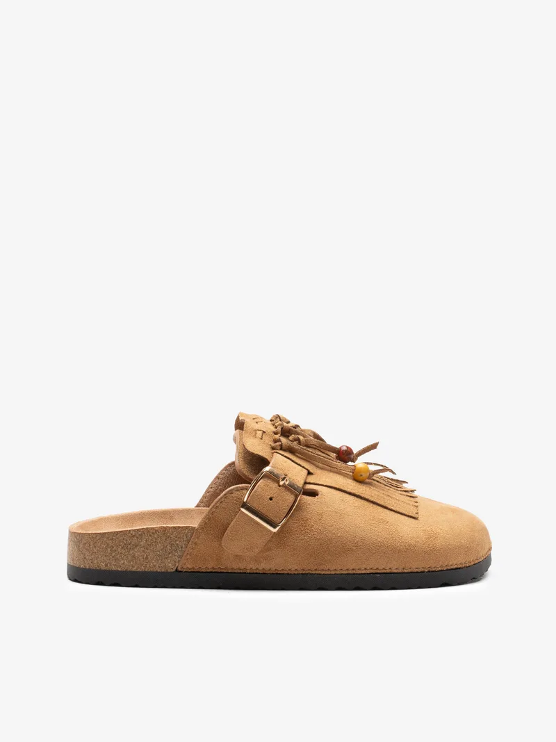 3044043b30sca_camel_01