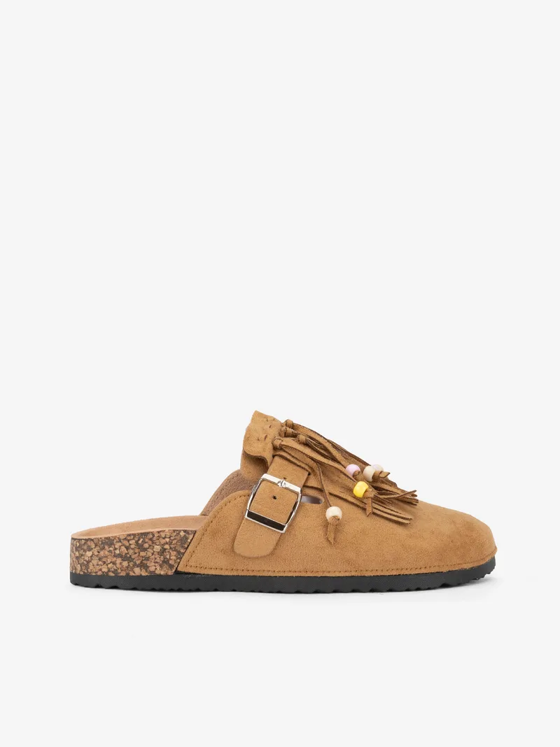 3044043RS01SCA_camel_01
