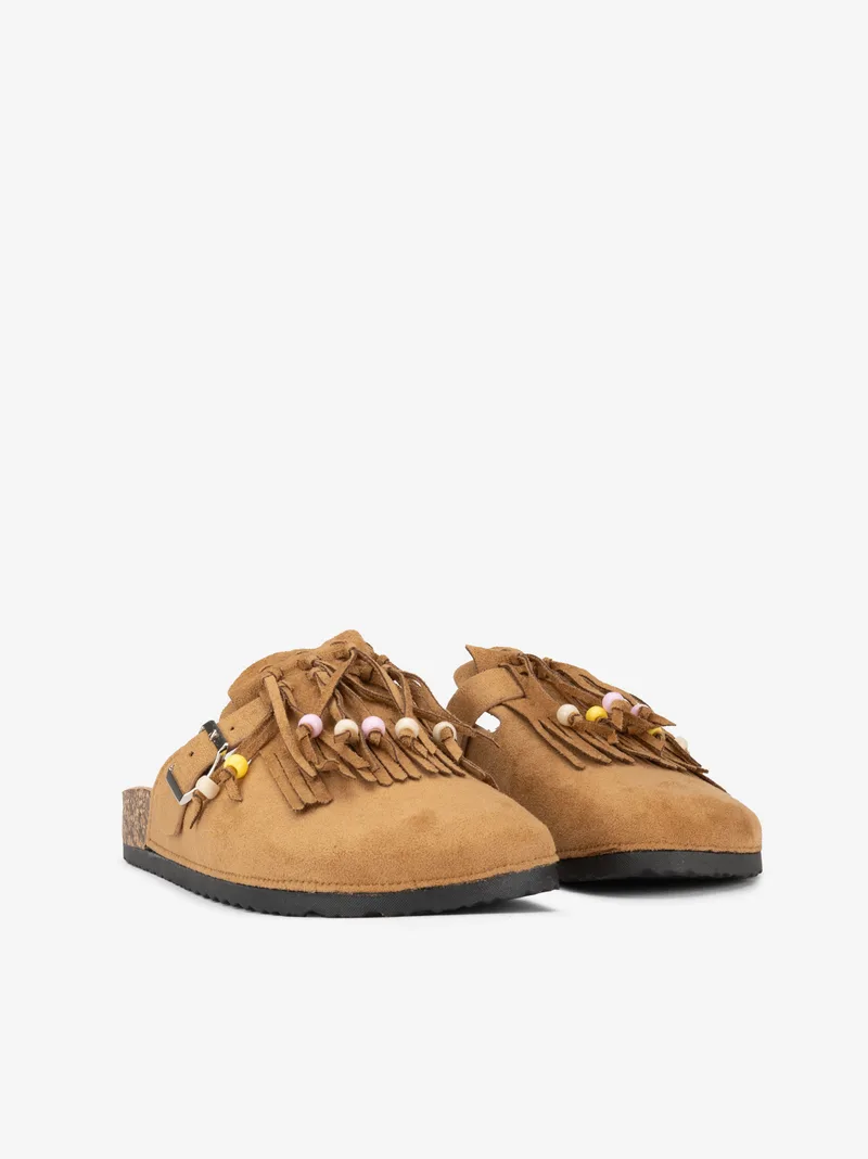3044043RS01SCA_camel_02