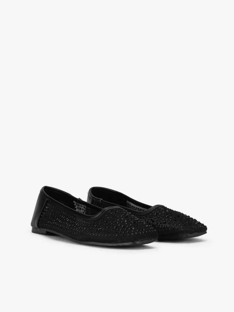 31632025325STA_preto_02