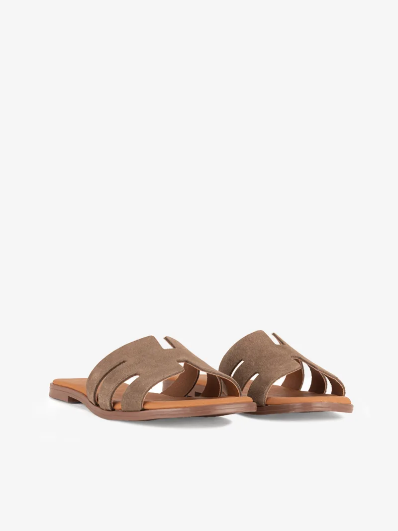 343725116MSCL_taupe_02