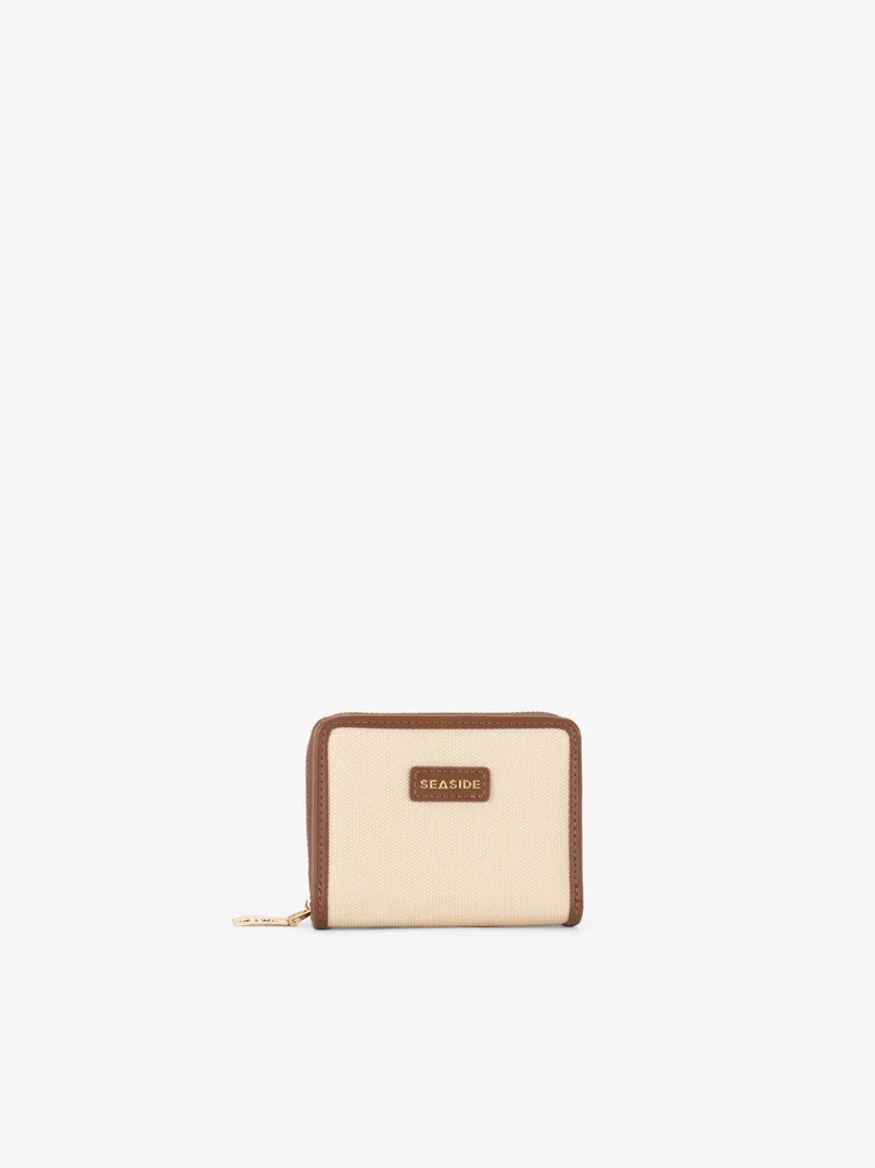 35972076605spa_camel_01