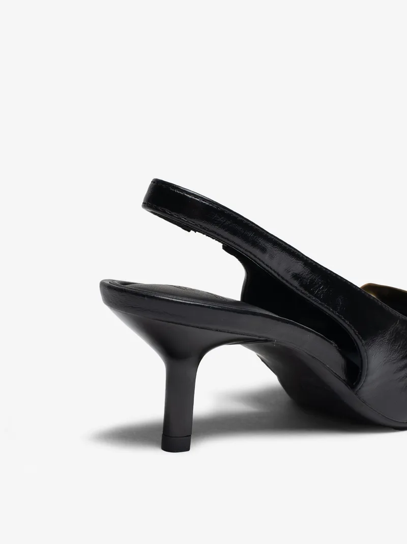 3709956032spa_preto_03