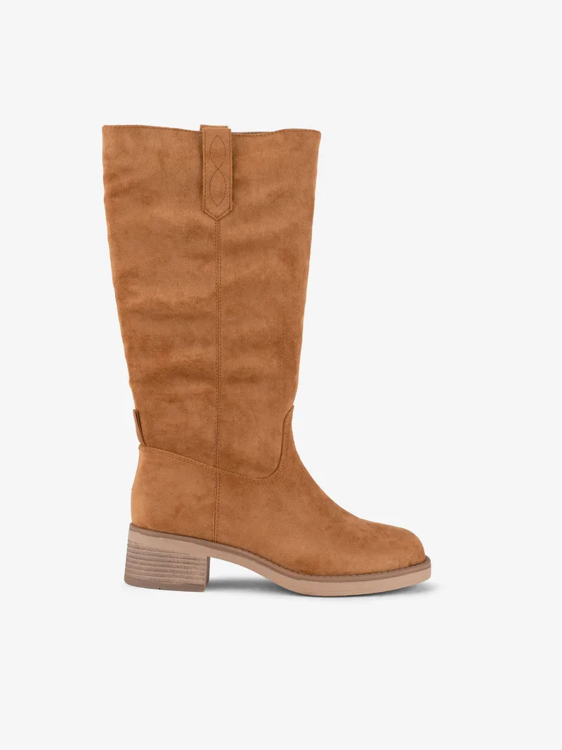 387326S1301scl_camel_01