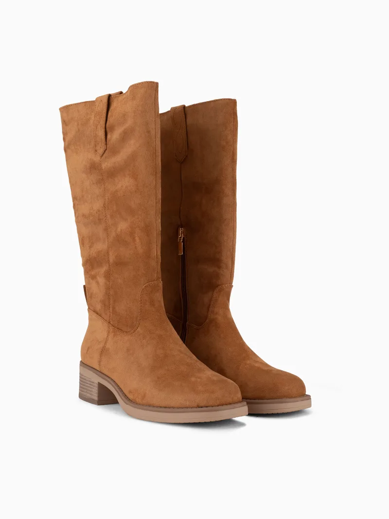 387326S1301scl_camel_02
