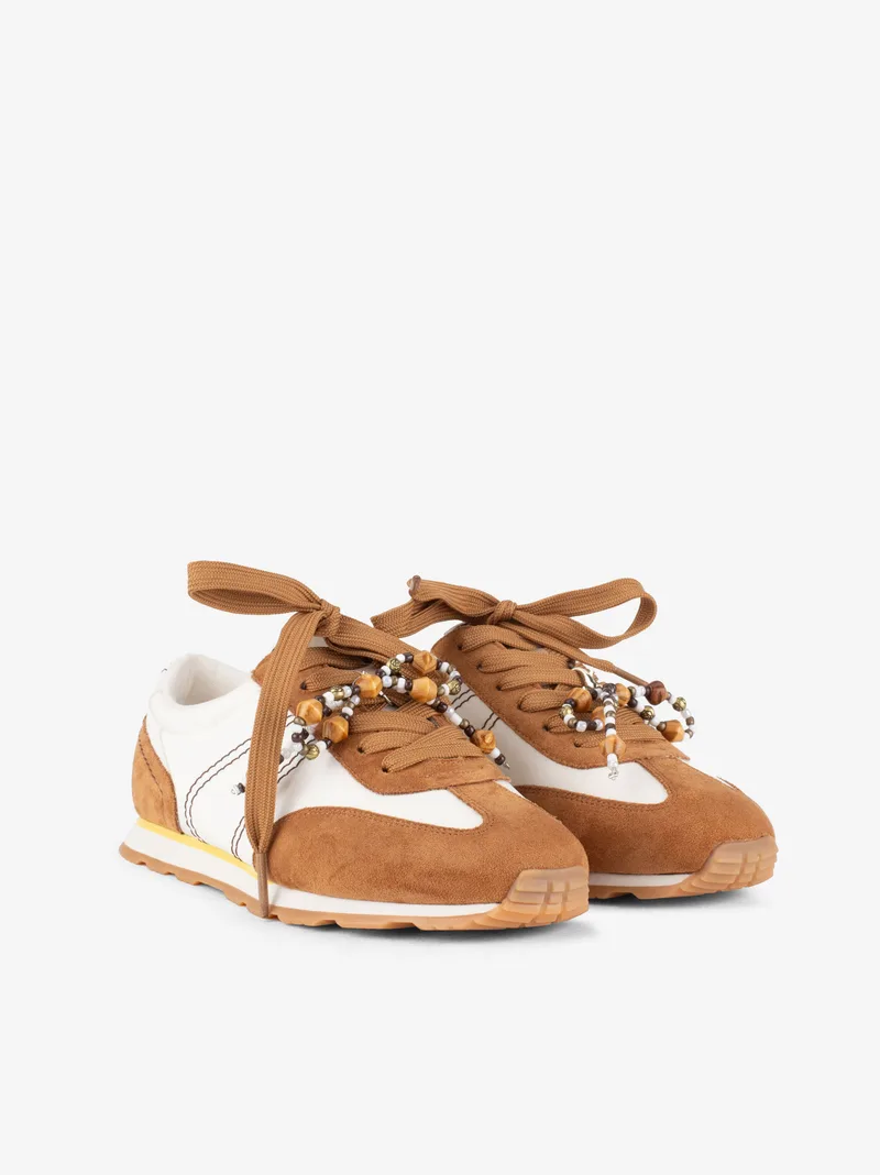 387326s5204sca_camel_02