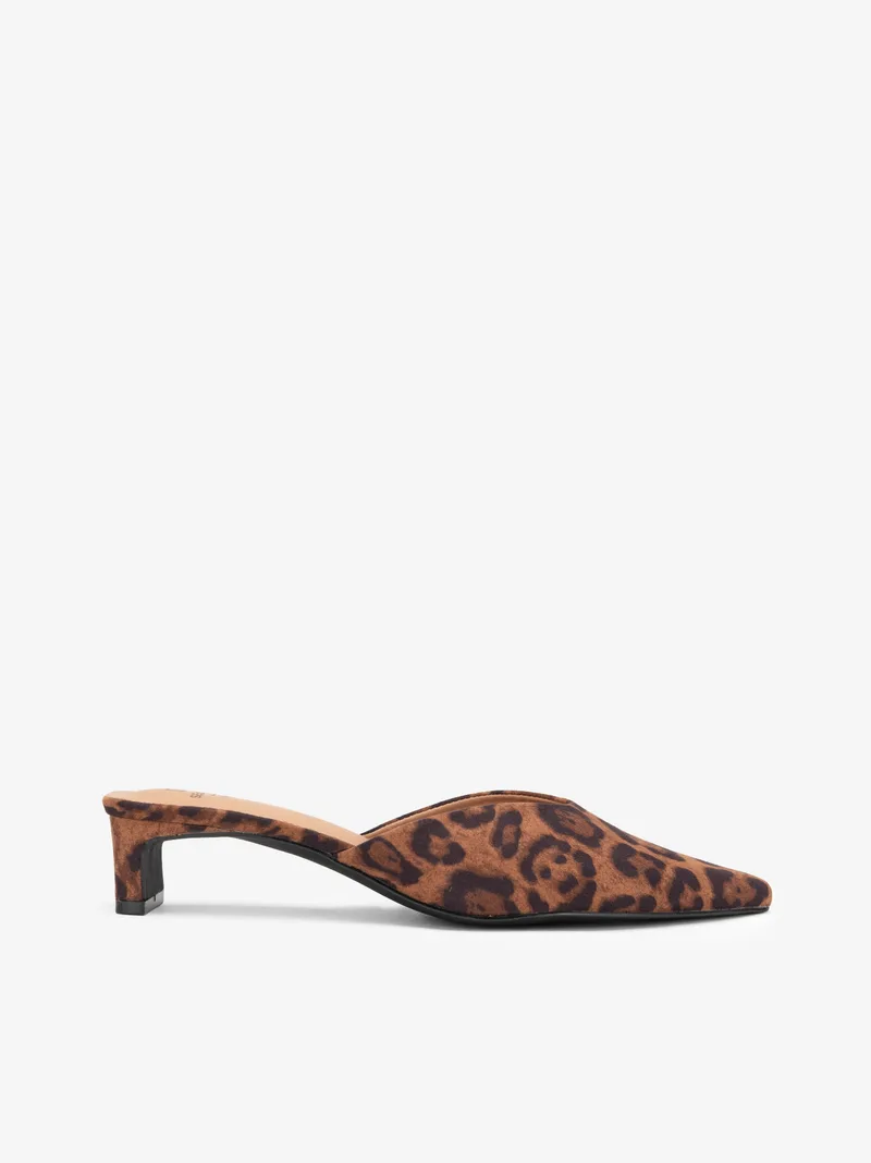 3905BARRIERSCE_leopardo_01